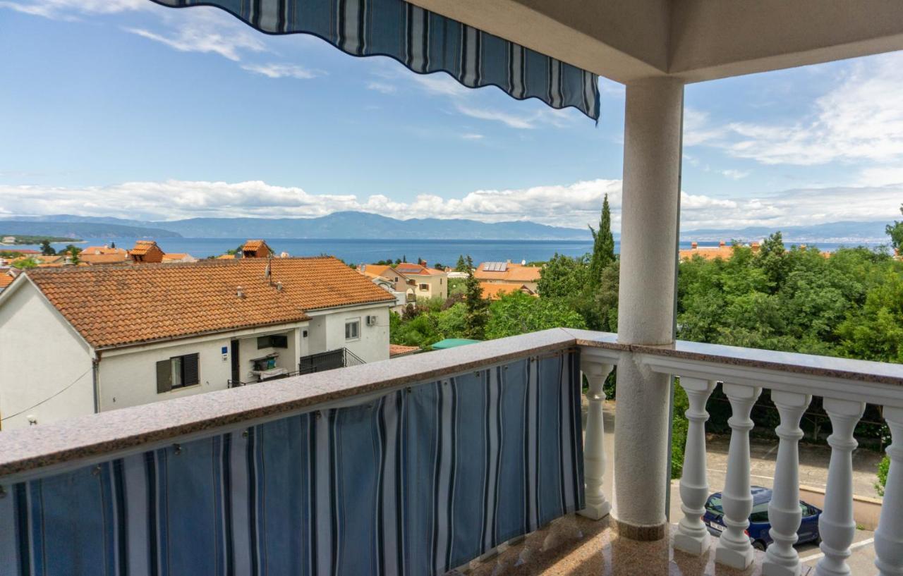 Apartment Jadran Малинська Екстер'єр фото
