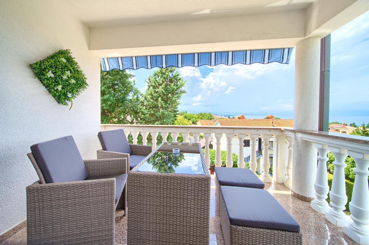 Apartment Jadran Малинська Екстер'єр фото